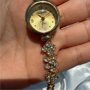 Panthere Vintage Gold Women's Watch with Crystal Accents